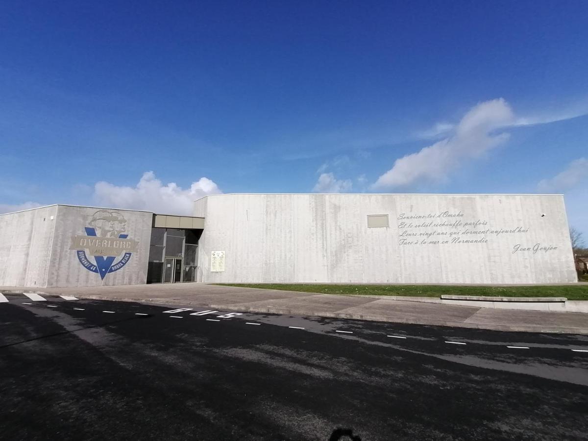 Le So Art, Grande Maison 4 Chambres, Terrain De Petanque, Grand Jardin Clos, Flipper, Babyfoot, Jeux Arcade, Ping Pong,1 Km Mer, Proche Golf, Port En Bessin, Bayeux Et Plages Du Debarquement, Adaptee Enfants Commes ภายนอก รูปภาพ
