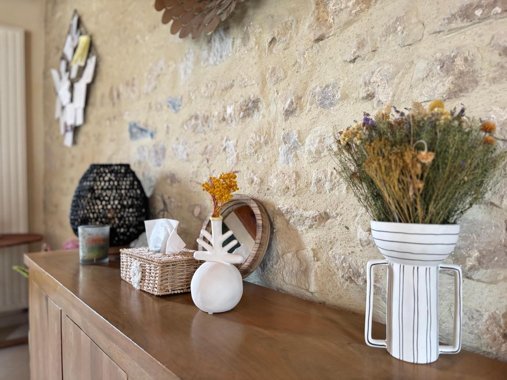 Le So Art, Grande Maison 4 Chambres, Terrain De Petanque, Grand Jardin Clos, Flipper, Babyfoot, Jeux Arcade, Ping Pong,1 Km Mer, Proche Golf, Port En Bessin, Bayeux Et Plages Du Debarquement, Adaptee Enfants Commes ภายนอก รูปภาพ