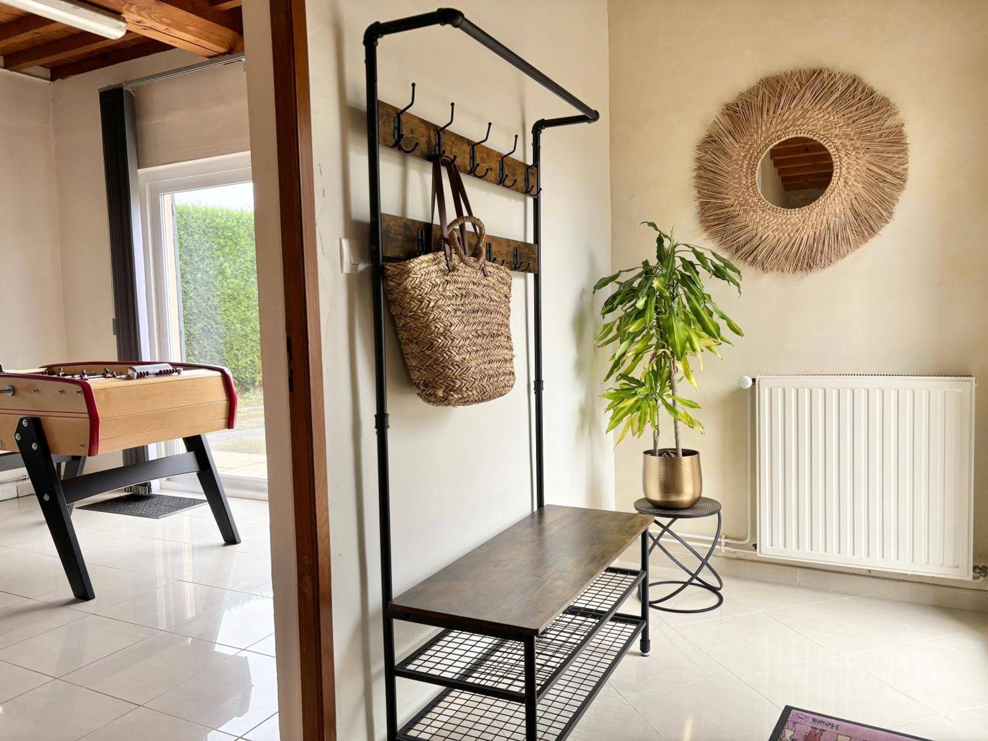 Le So Art, Grande Maison 4 Chambres, Terrain De Petanque, Grand Jardin Clos, Flipper, Babyfoot, Jeux Arcade, Ping Pong,1 Km Mer, Proche Golf, Port En Bessin, Bayeux Et Plages Du Debarquement, Adaptee Enfants Commes ภายนอก รูปภาพ