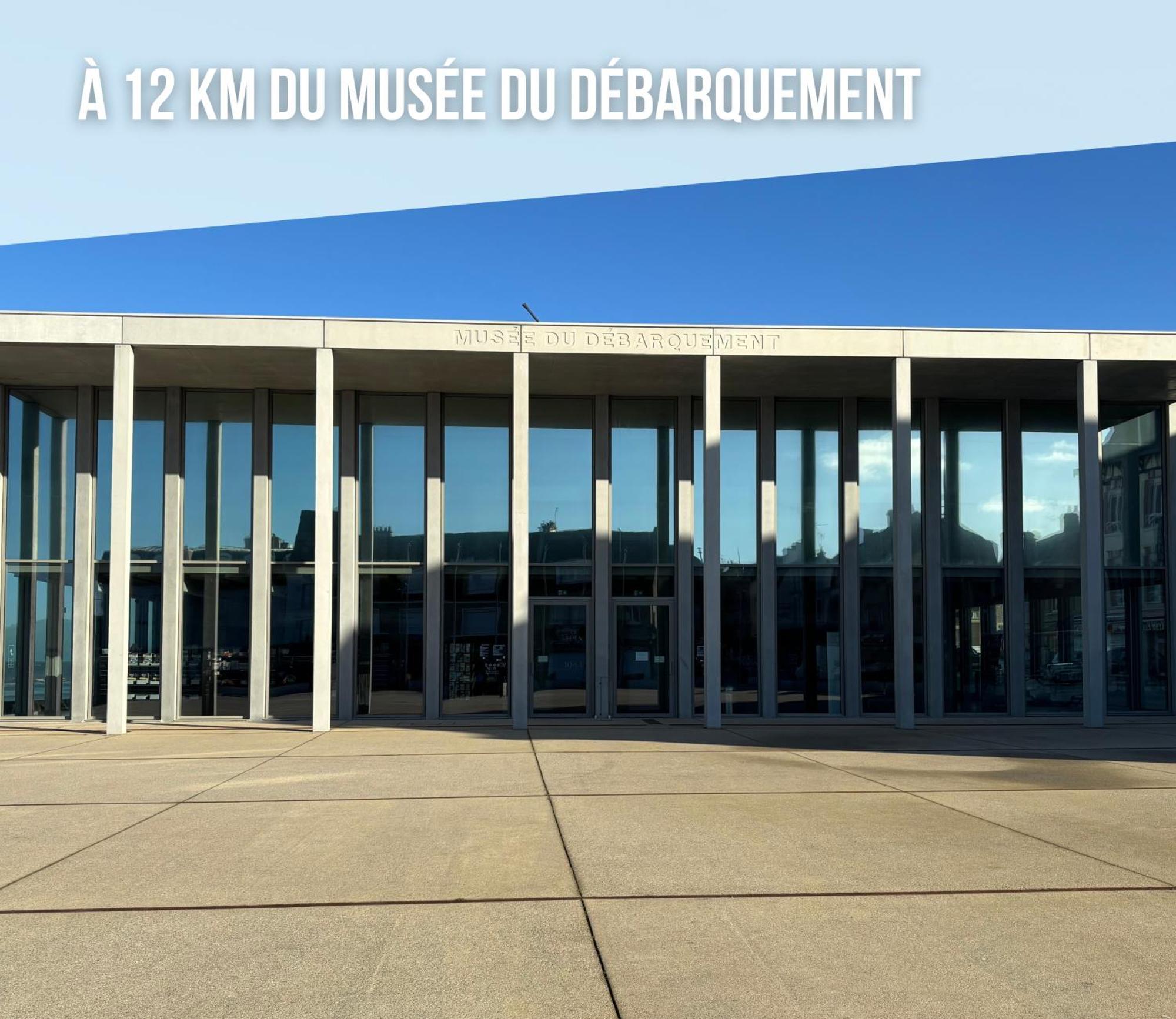 Le So Art, Grande Maison 4 Chambres, Terrain De Petanque, Grand Jardin Clos, Flipper, Babyfoot, Jeux Arcade, Ping Pong,1 Km Mer, Proche Golf, Port En Bessin, Bayeux Et Plages Du Debarquement, Adaptee Enfants Commes ภายนอก รูปภาพ